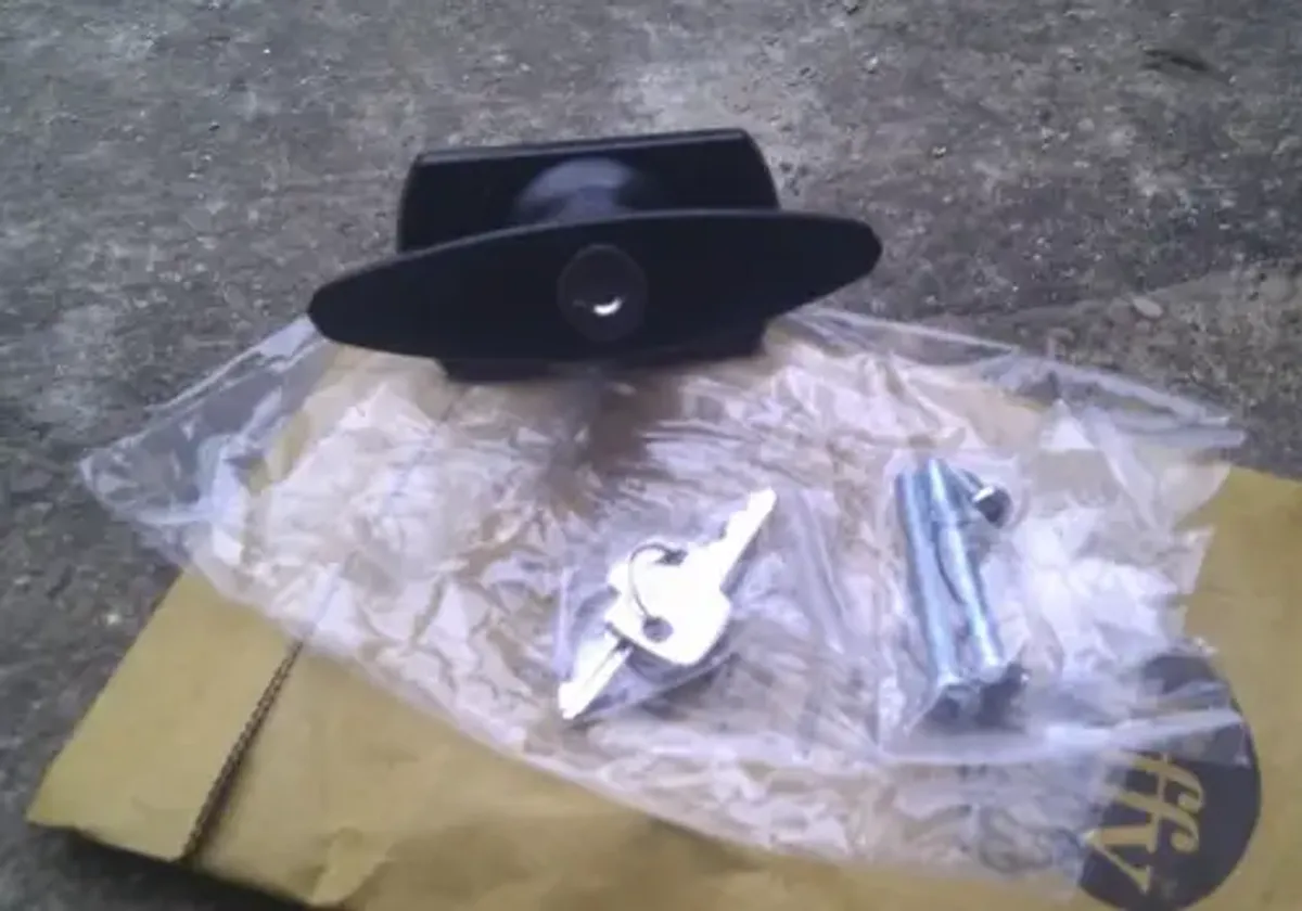 Cover for New Wessex Garage Door Lock in Grantham - Secure Your Garage Today