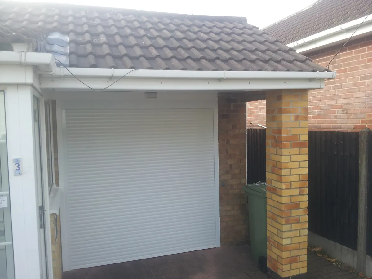 Cover for High-Quality Insulated Roller Garage Door Installation in Grantham