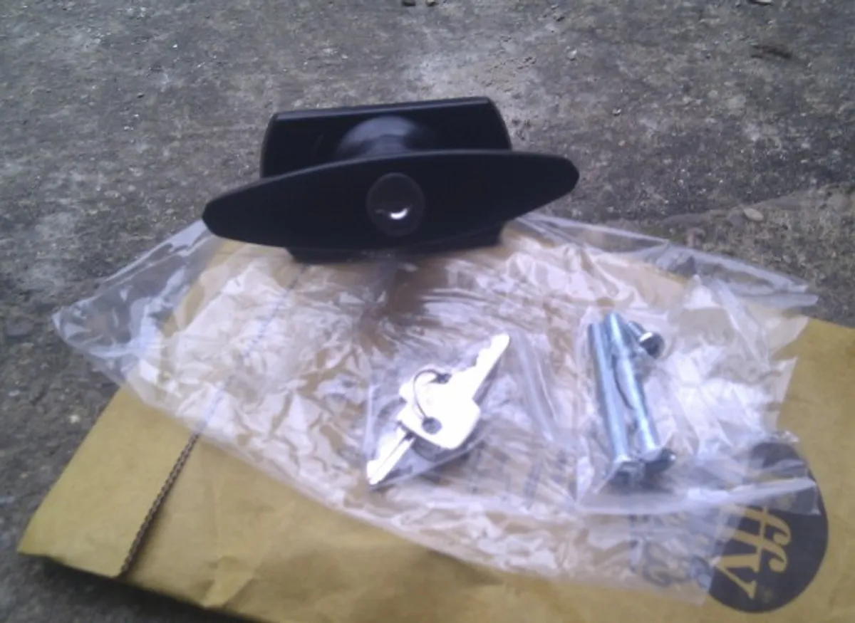 Cover for New Wessex Garage Door Lock in Grantham - Secure Your Garage Today